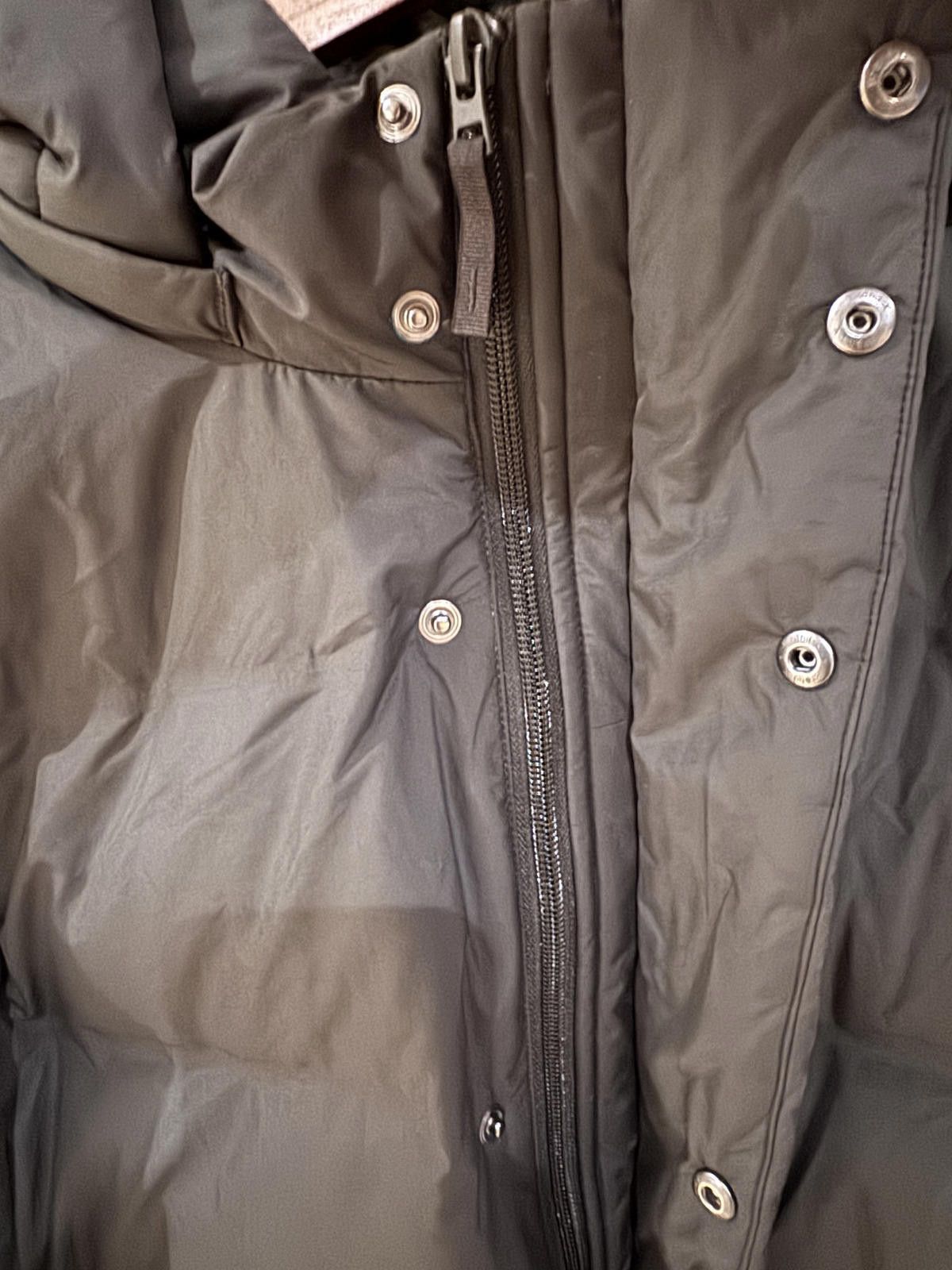 Uniqlo Uniqlo Down Coat Warm Winter Jacket - Size M Size US M / EU 48-50 / 2 - 4 Thumbnail