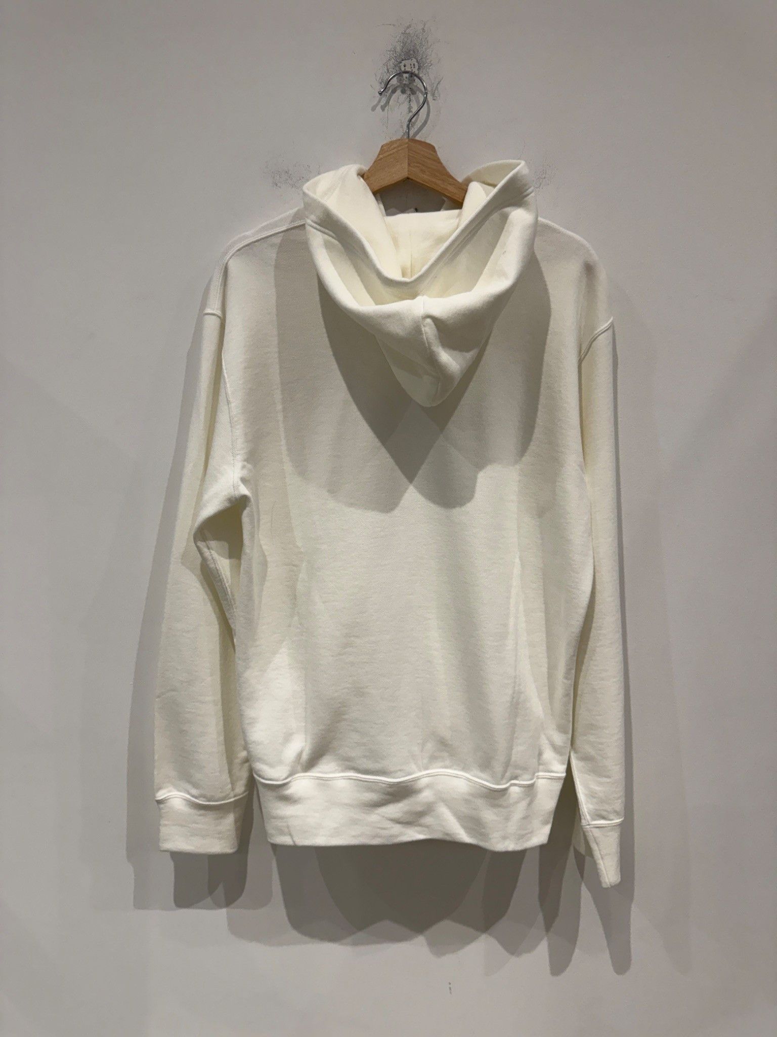 CDG by Comme des Garcons Comme Des Garcons PLAY Stacked Heart Hoodie White Size US L / EU 52-54 / 3 - 3 Thumbnail