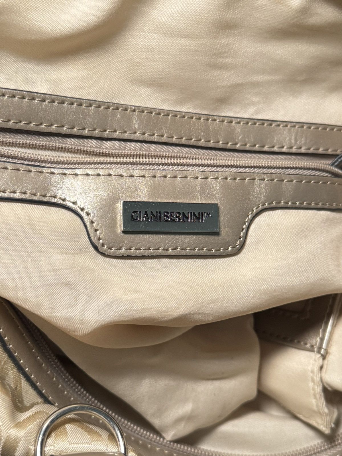 Giani Bernini Vintage Giani Bernini Gold Tan Monogram Handbag Size ONE SIZE - 21 Thumbnail