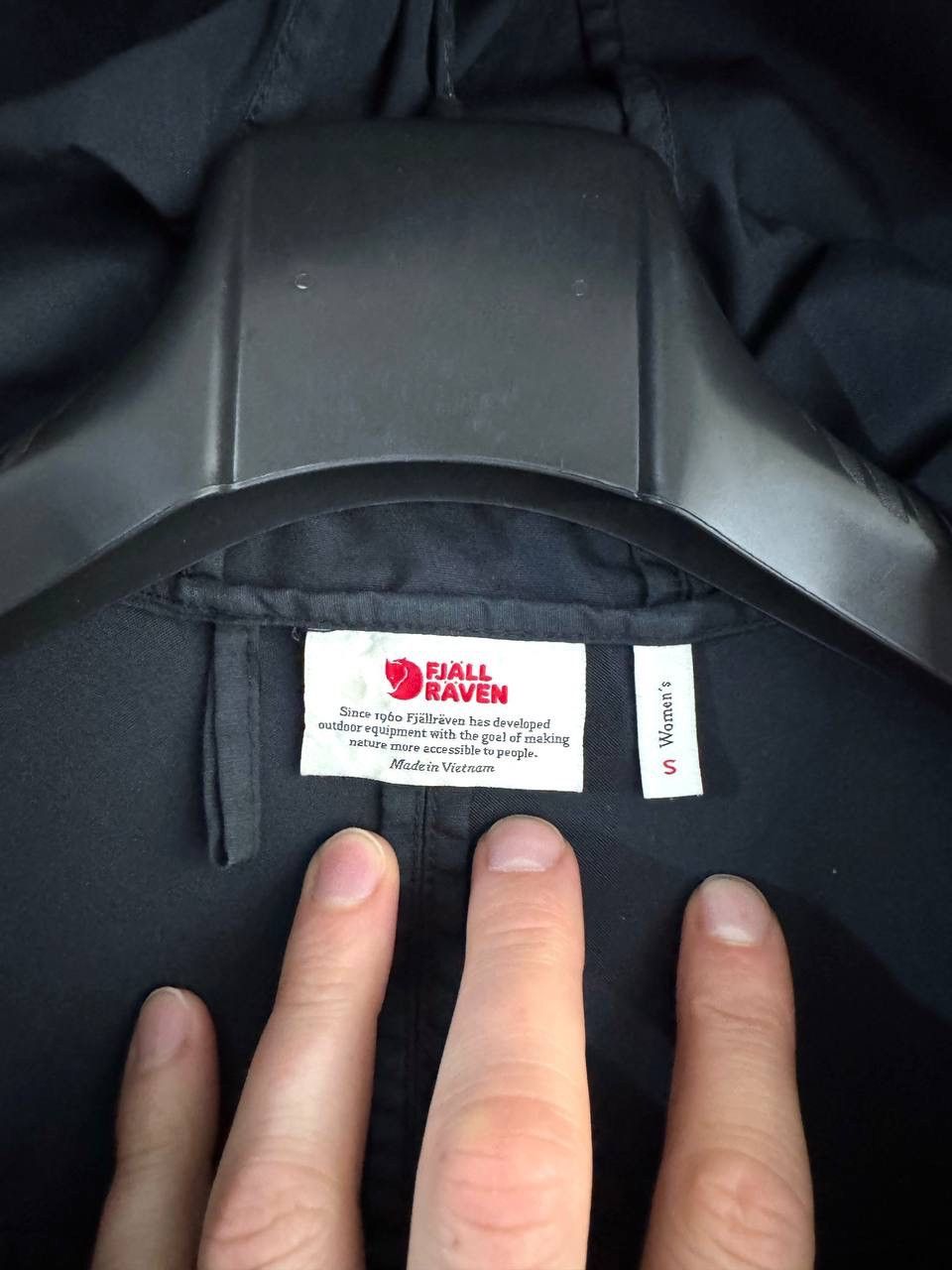 Fjallraven Fjallraven Stina G-1000 Women's Outdoor Hiking Jacket Size S Size S / US 4 / IT 40 - 17 Thumbnail