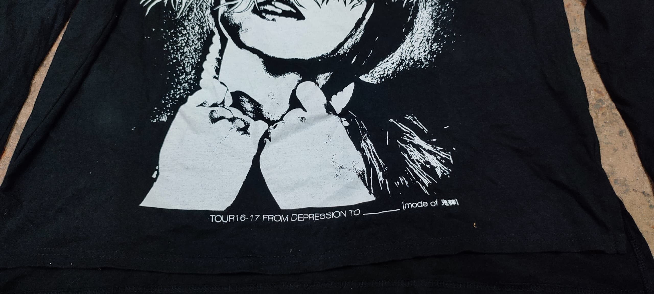 Band Tees Deadly claris tour16-17 from deppression Size US XXL / EU 58 / 5 - 3 Thumbnail