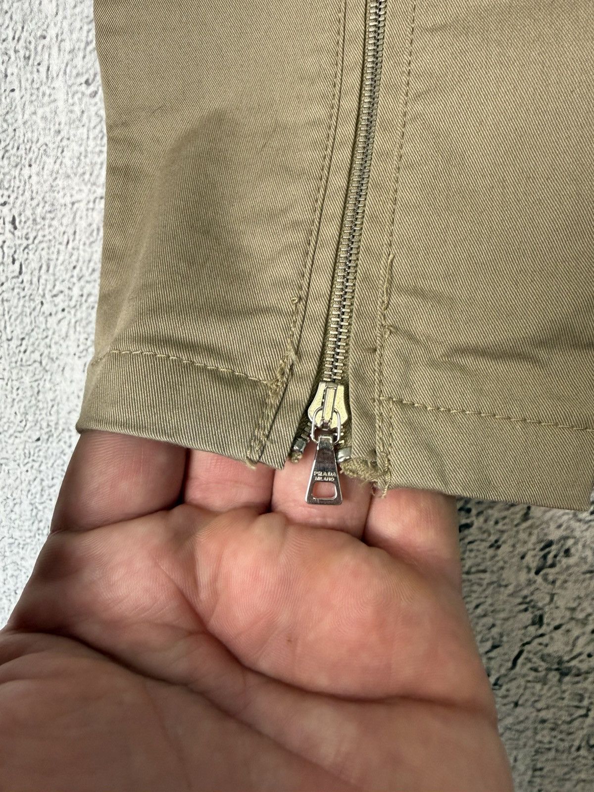 Prada Prada Milano Rare Technical Pants Reinforced Knees Zip Ankle Size 27" / US 4 / IT 40 - 14 Thumbnail