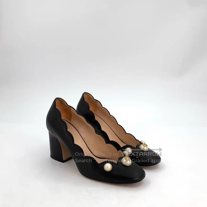 Gucci Gucci Black leather pearl thick heel high heels Size US 5 / IT 35 - 2 Thumbnail