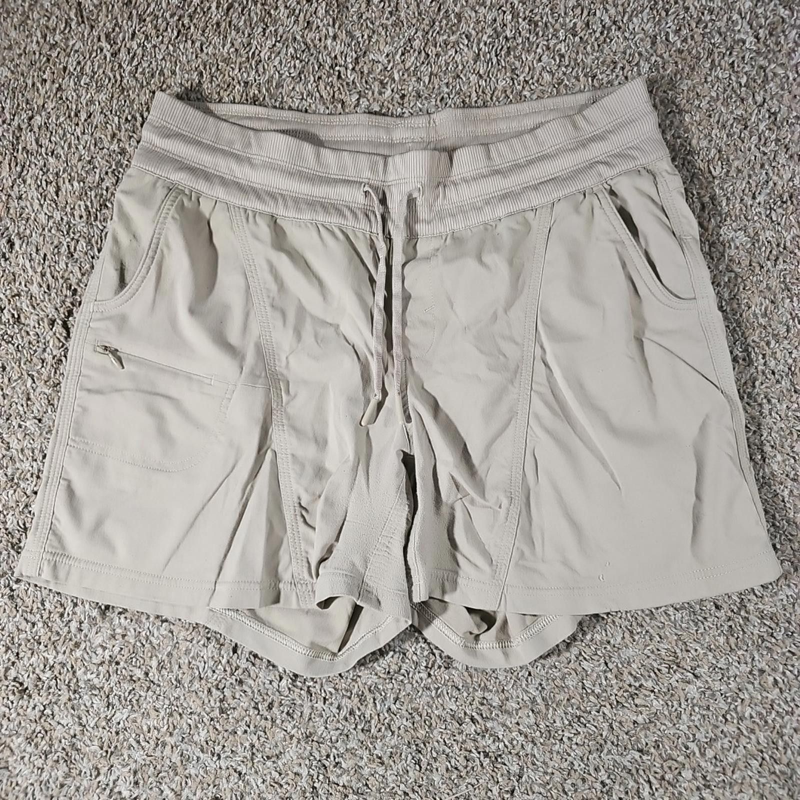 The North Face North Face Womens Shorts Size Large Tan Athletic Hiking Size 36" / US 14 / IT 50 - 1 Thumbnail