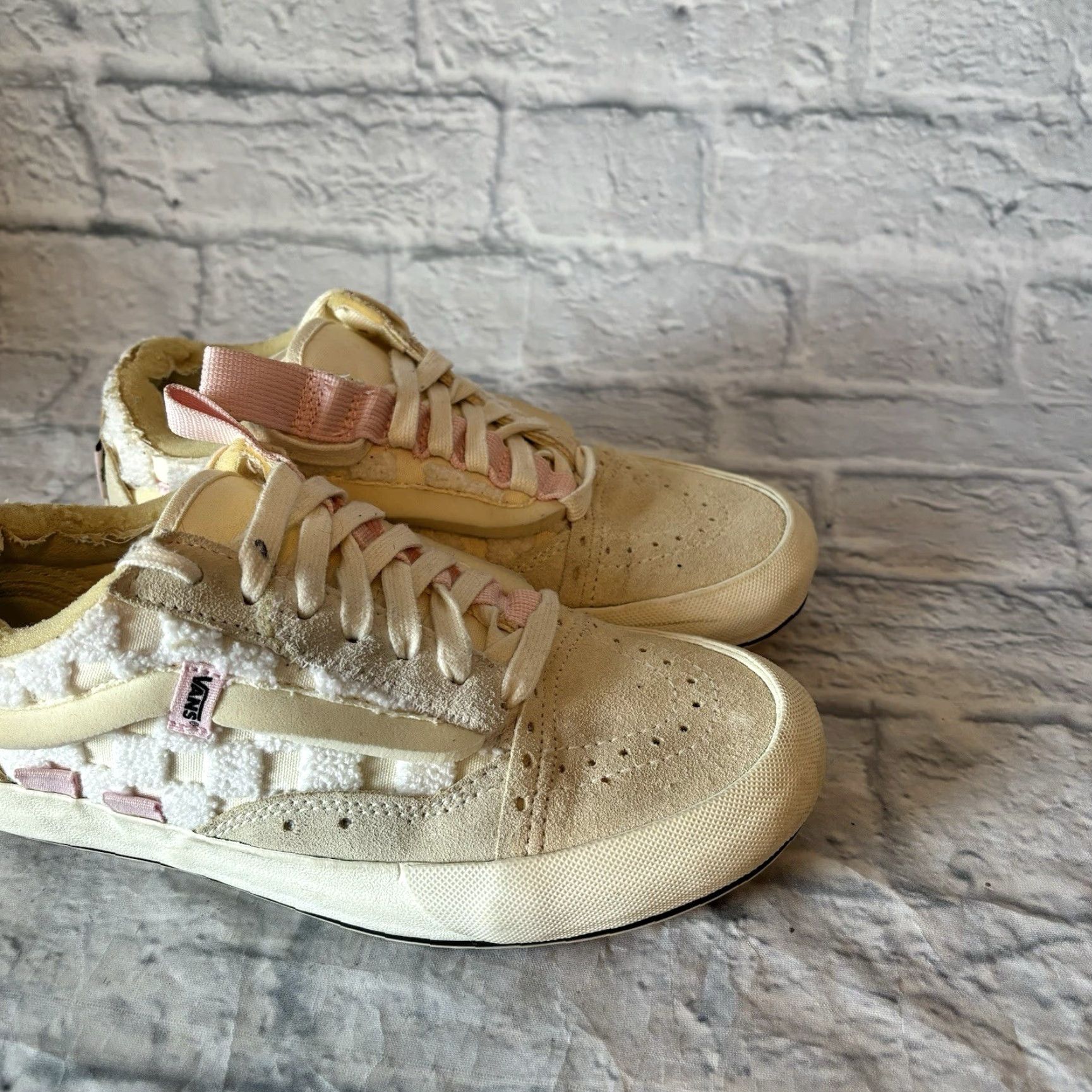 Vans VANS Old Skool Cap LX Deconstructed Cream Pink Regrind Shoes Women’s Size 7 Size ONE SIZE - 4 Thumbnail