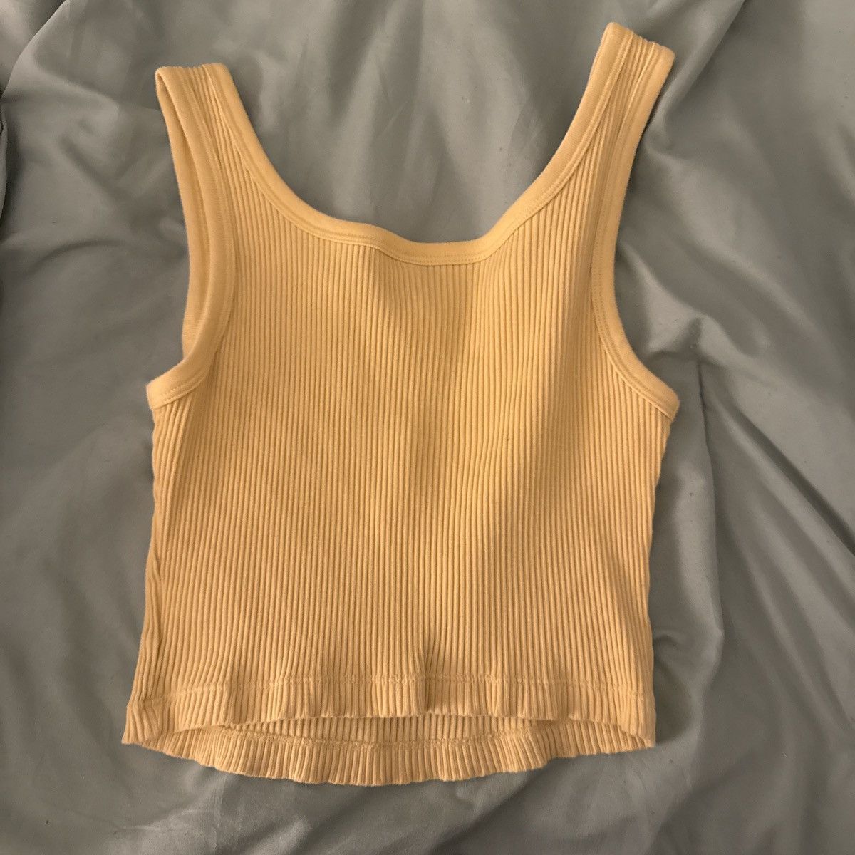 Uniqlo Uniqlo yellow ribbed tank Size S / US 4 / IT 40 - 2 Thumbnail