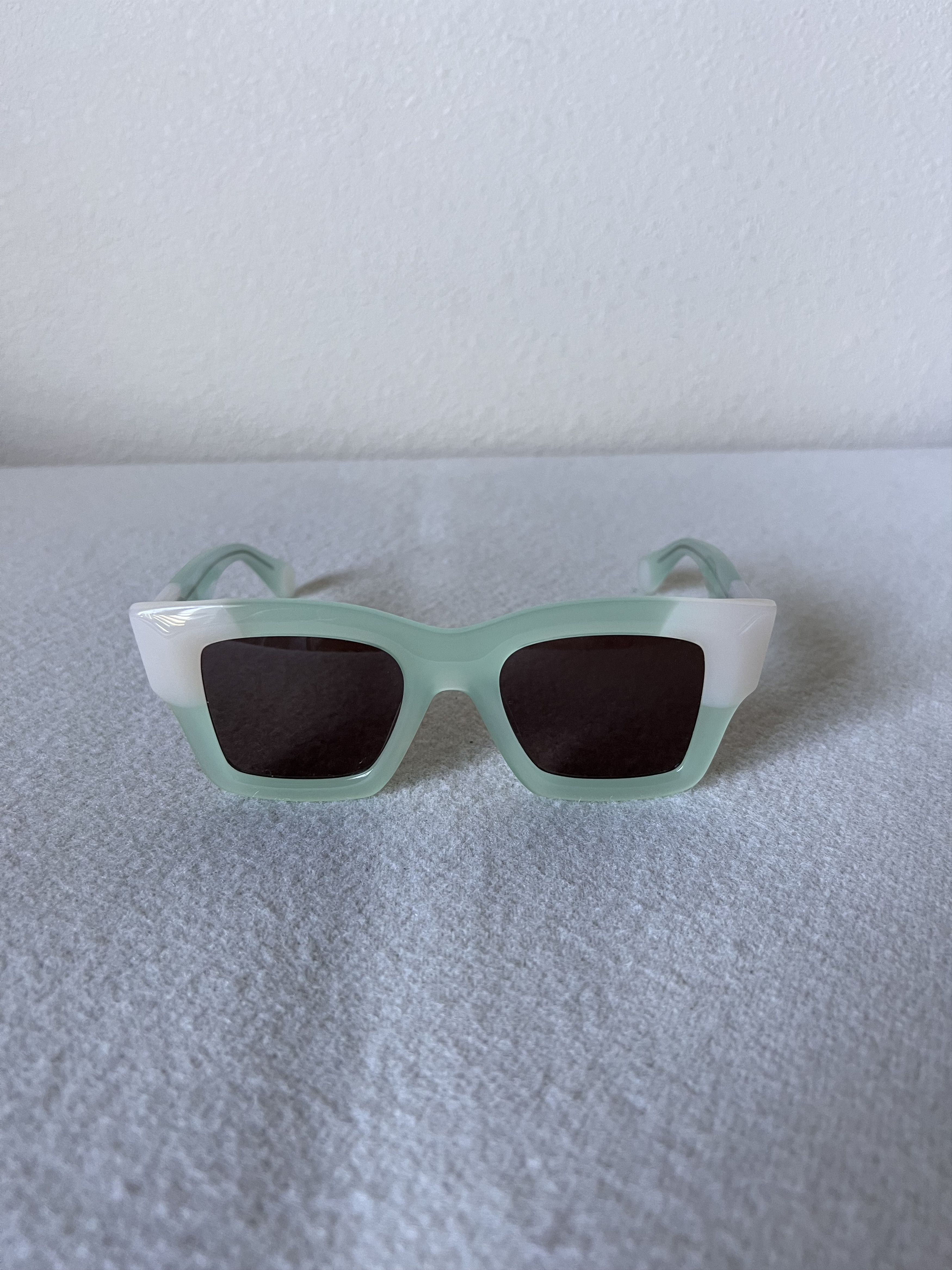 Jacquemus Jacquemus Les Lunettes Baci Sunglasses in Light Green Size ONE SIZE - 2 Thumbnail