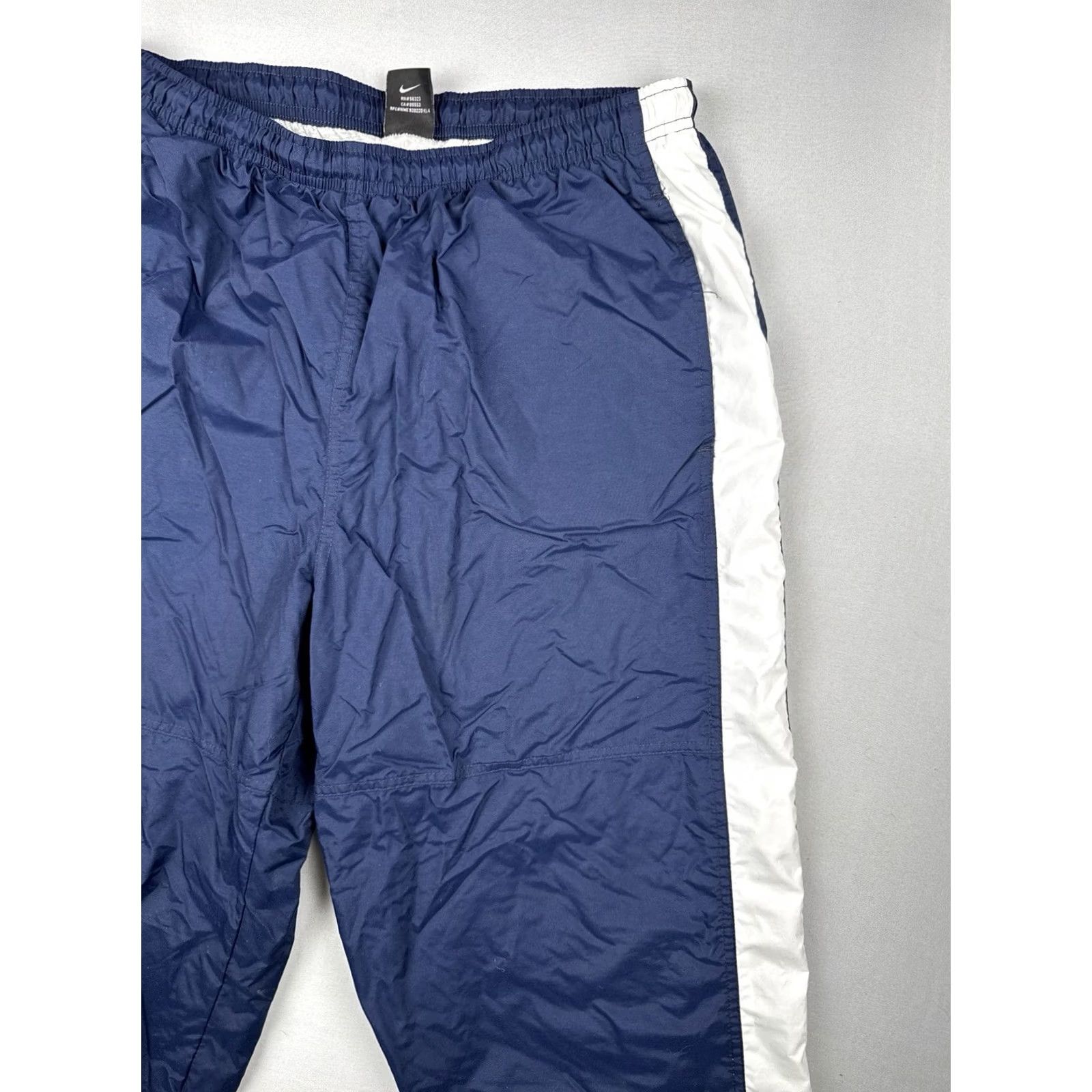 Nike VINTAGE Nike Nylon Track Pants Cargo Windbreaker Pants Mens L Blue Y2K 90s Size US 33 - 5 Thumbnail