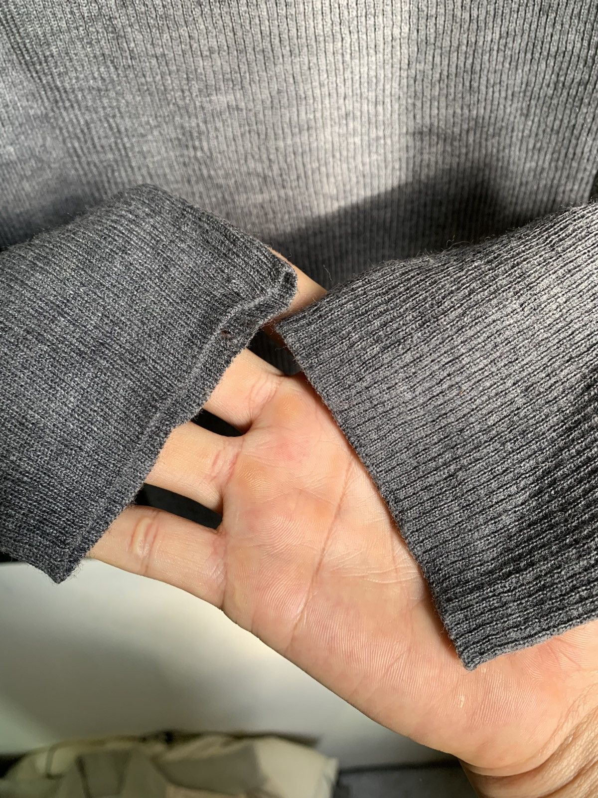 Comme des Garcons Vintage Distressed Cross fit Comme Des Garcons Knit Sweater Size US XXS / EU 40 - 11 Thumbnail