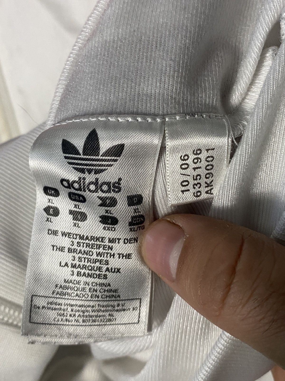 Adidas × Vintage Vintage Adidas Liverpool Football Zip Jacket Soccer Size US XL / EU 56 / 4 - 4 Thumbnail