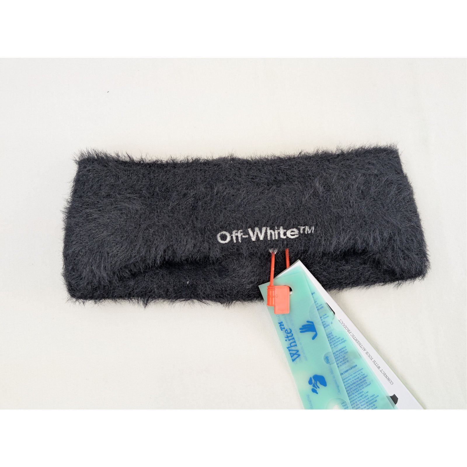 Off-White o1rshd1 Size: OS / Bounce Ski Headband in black faux-fur Size ONE SIZE - 2 Thumbnail