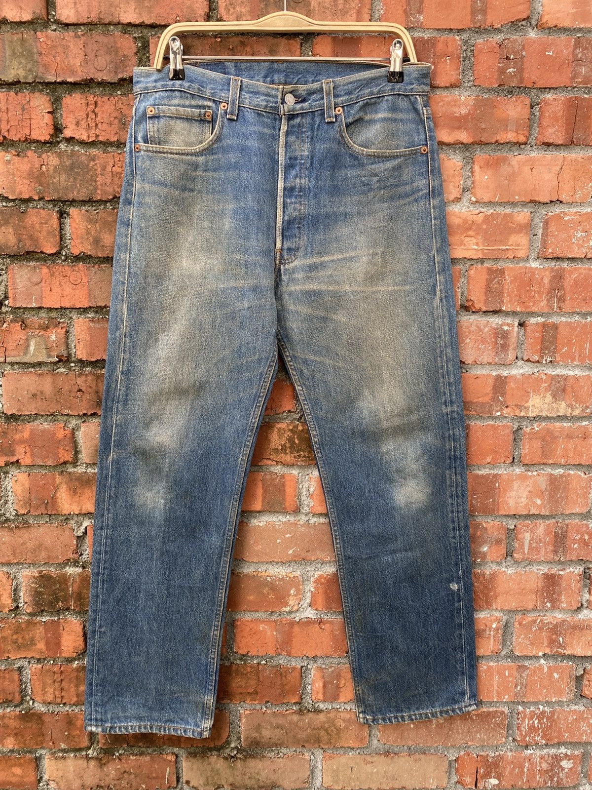 W34x29.5 Vintage lev's 501XX made in USA