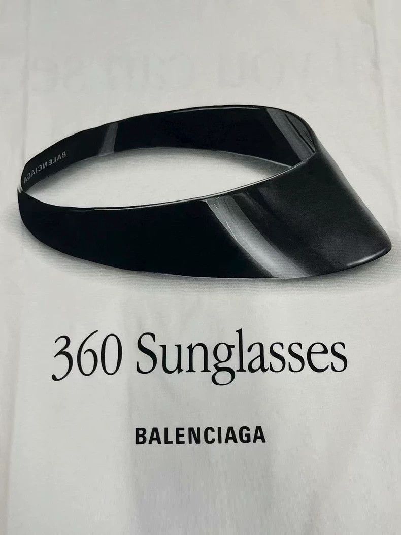 Balenciaga Balenciaga Printed Short Sleeve T-Shirt Regular Fit Men's Size US XL / EU 56 / 4 - 3 Thumbnail