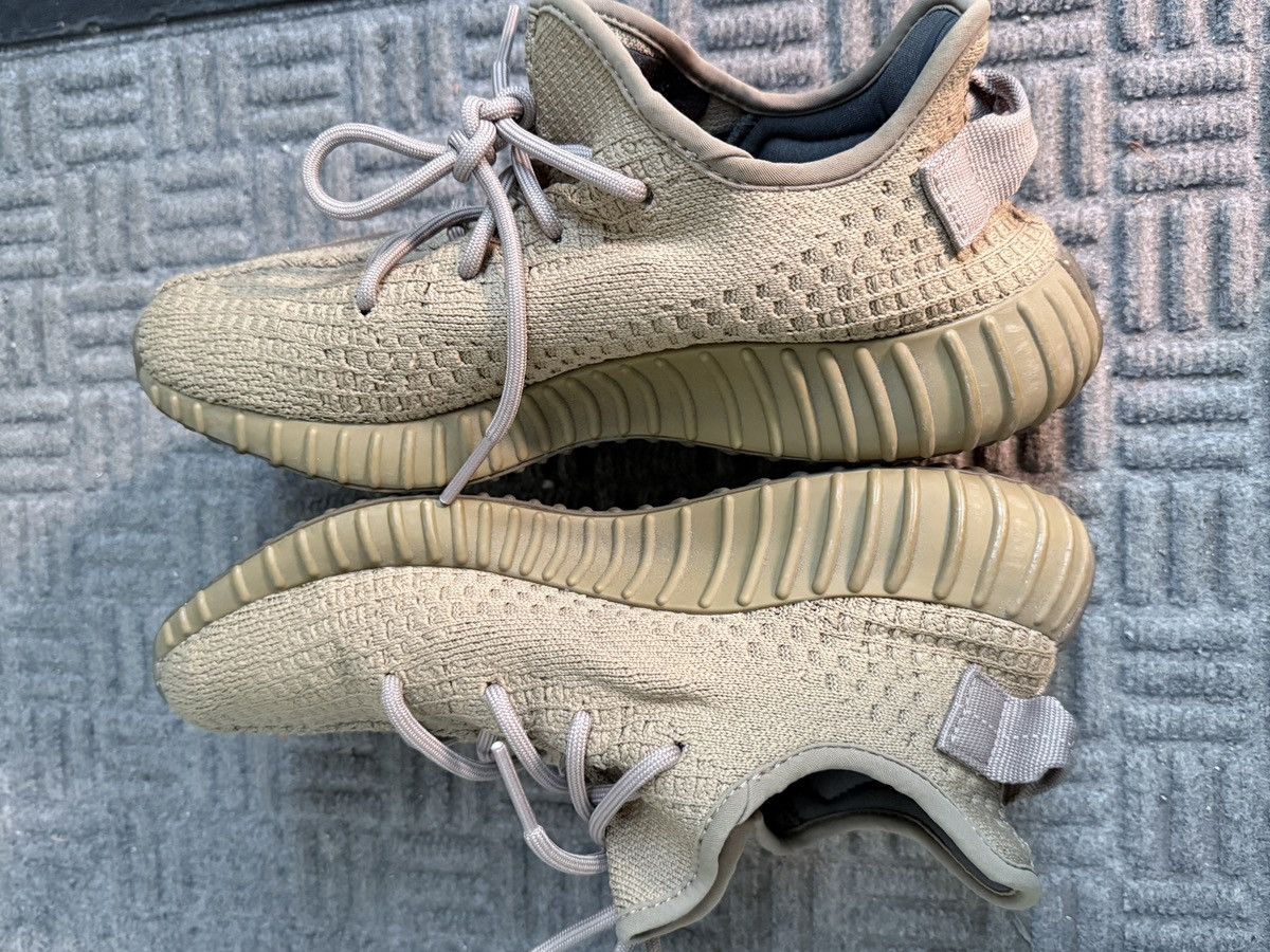Adidas adidas Yeezy Boost 350 V2 Earth Size US 7 / EU 40 - 7 Thumbnail