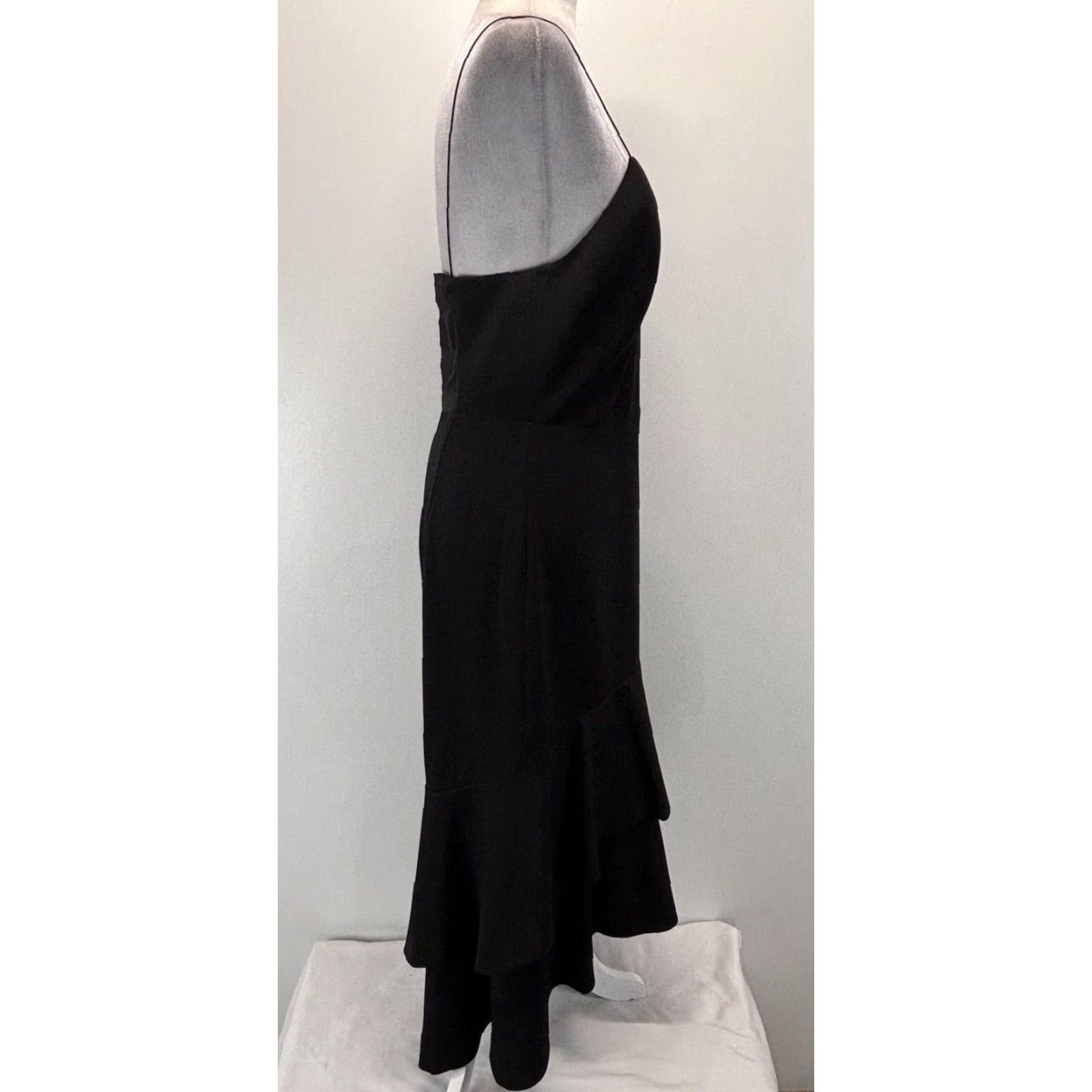 Alice + Olivia Alice + Olivia Midi Dress Gown Sz 10 Women’s Black Tiered Skirt Spaghetti Straps Size 32" / US 10 / IT 46 - 4 Thumbnail
