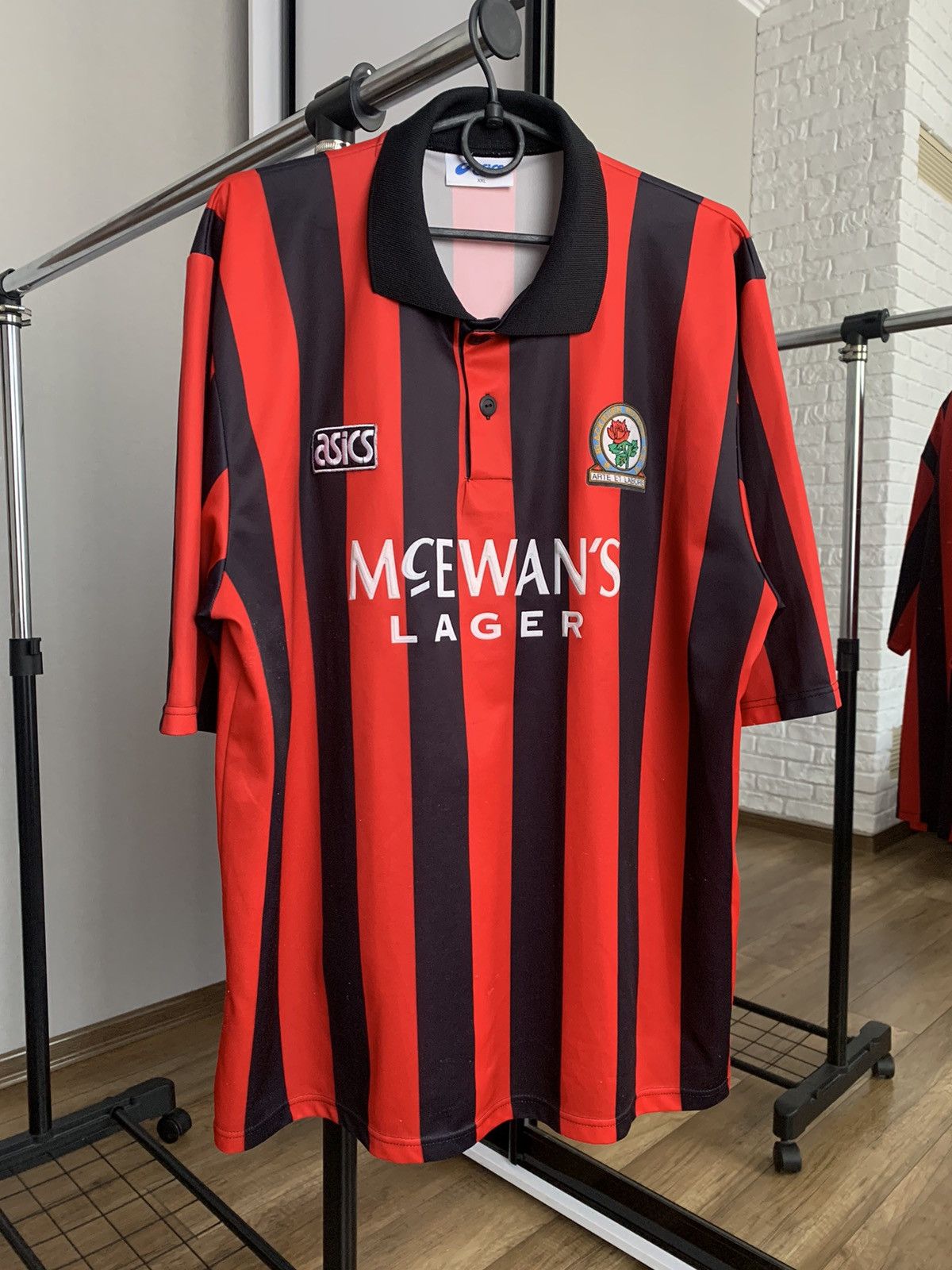 Image of 1992/1994 Blackburn Rovers Asics Soccer Jersey Vintage in Black/Red, Men's (Size XL)