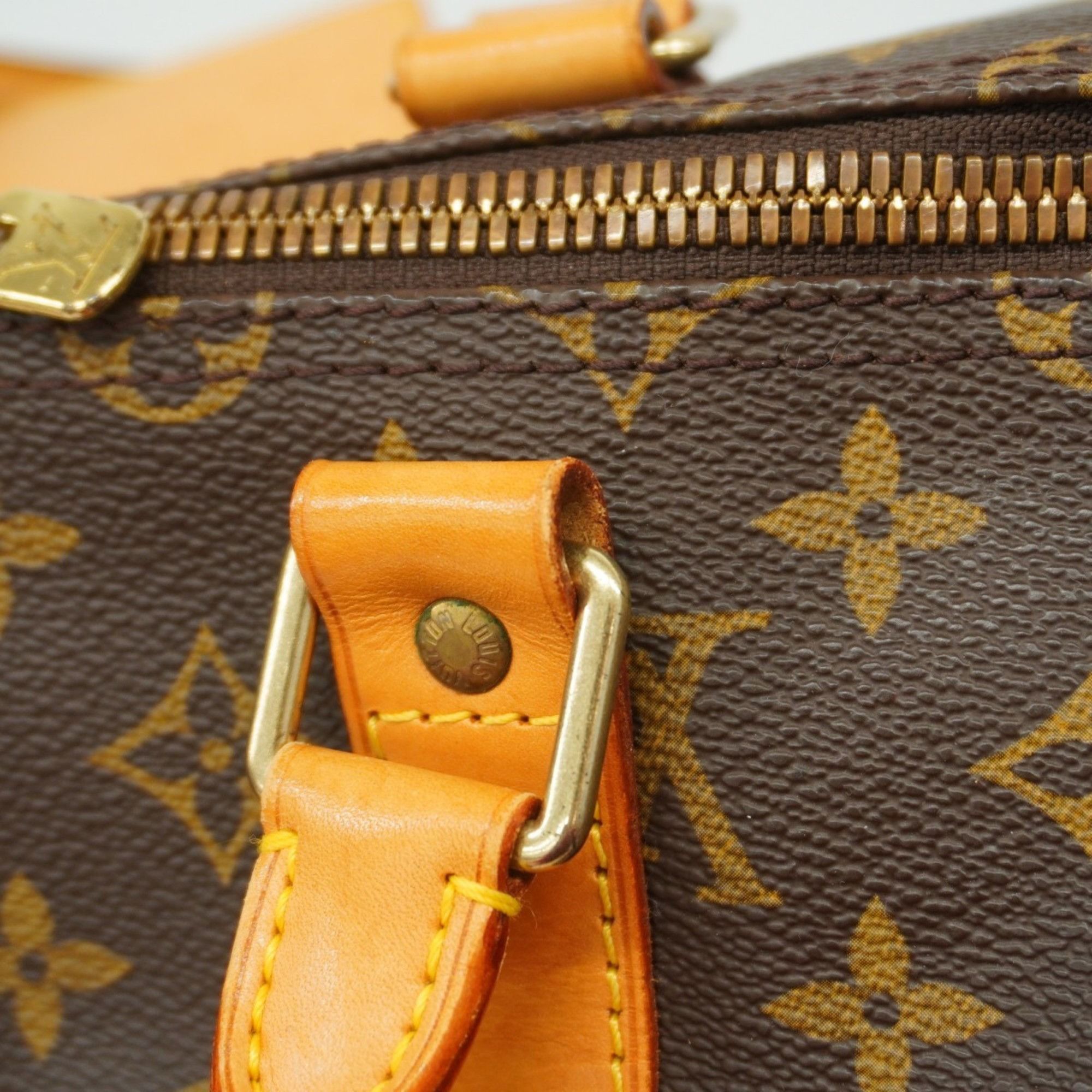 Louis Vuitton Louis Vuitton Keepall Bandoulière 55 Monogram Canvas Bag Size ONE SIZE - 7 Thumbnail