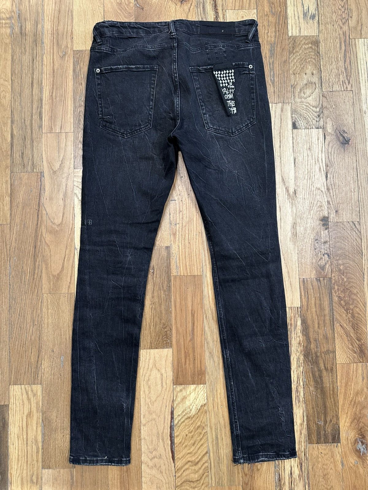 Ksubi Ksubi Knee Patch Distress Black Denim Jeans Size 34 Size US 34 / EU 50 - 2 Thumbnail