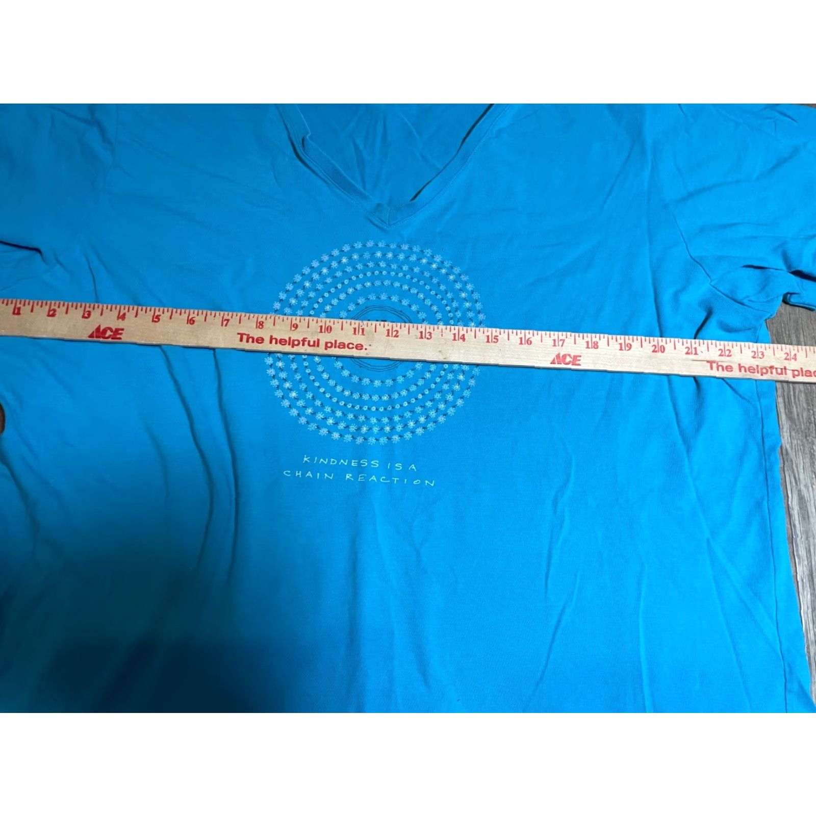 Life is Good Life is Good Shirt Womens Top Blue Short Sleeve Kindness is a Chain Reaction 2XL Womens T-Shirt Size XXL / US 16-18 / IT 52-54 - 5 Thumbnail
