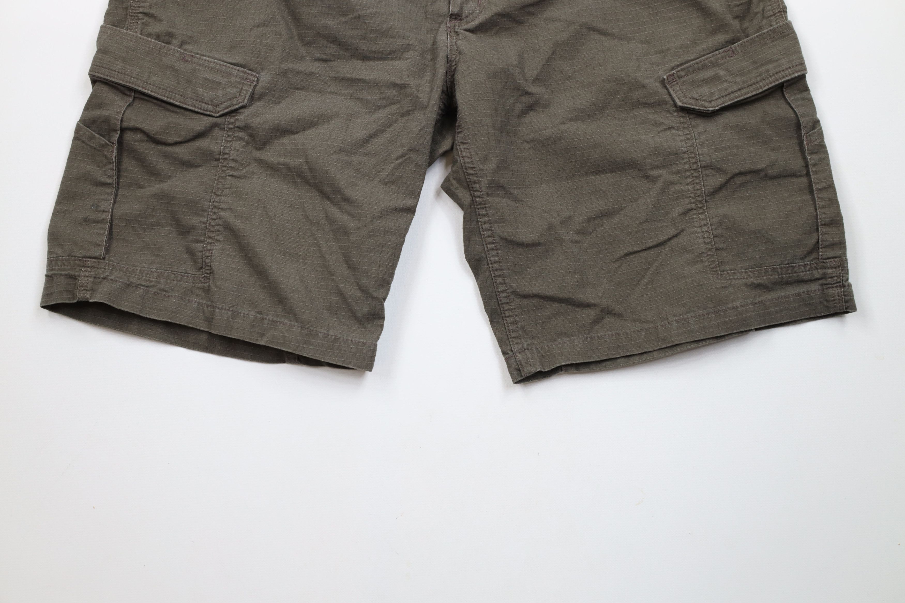 Carhartt × Vintage Vintage Y2K Carhartt Relaxed Fit Ripstop Cargo Shorts Green Size US 44 / EU 60 - 4 Thumbnail