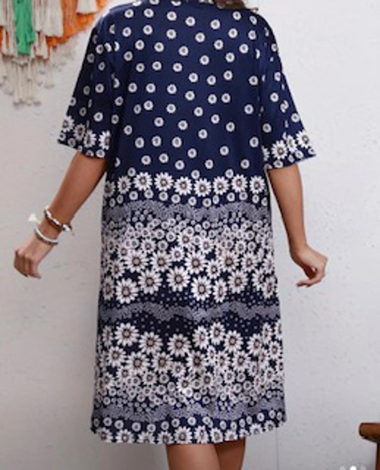 Designer Women's Floral Print Maxi Dress with Pockets Size 4XL / US 24-26 - 2 Thumbnail