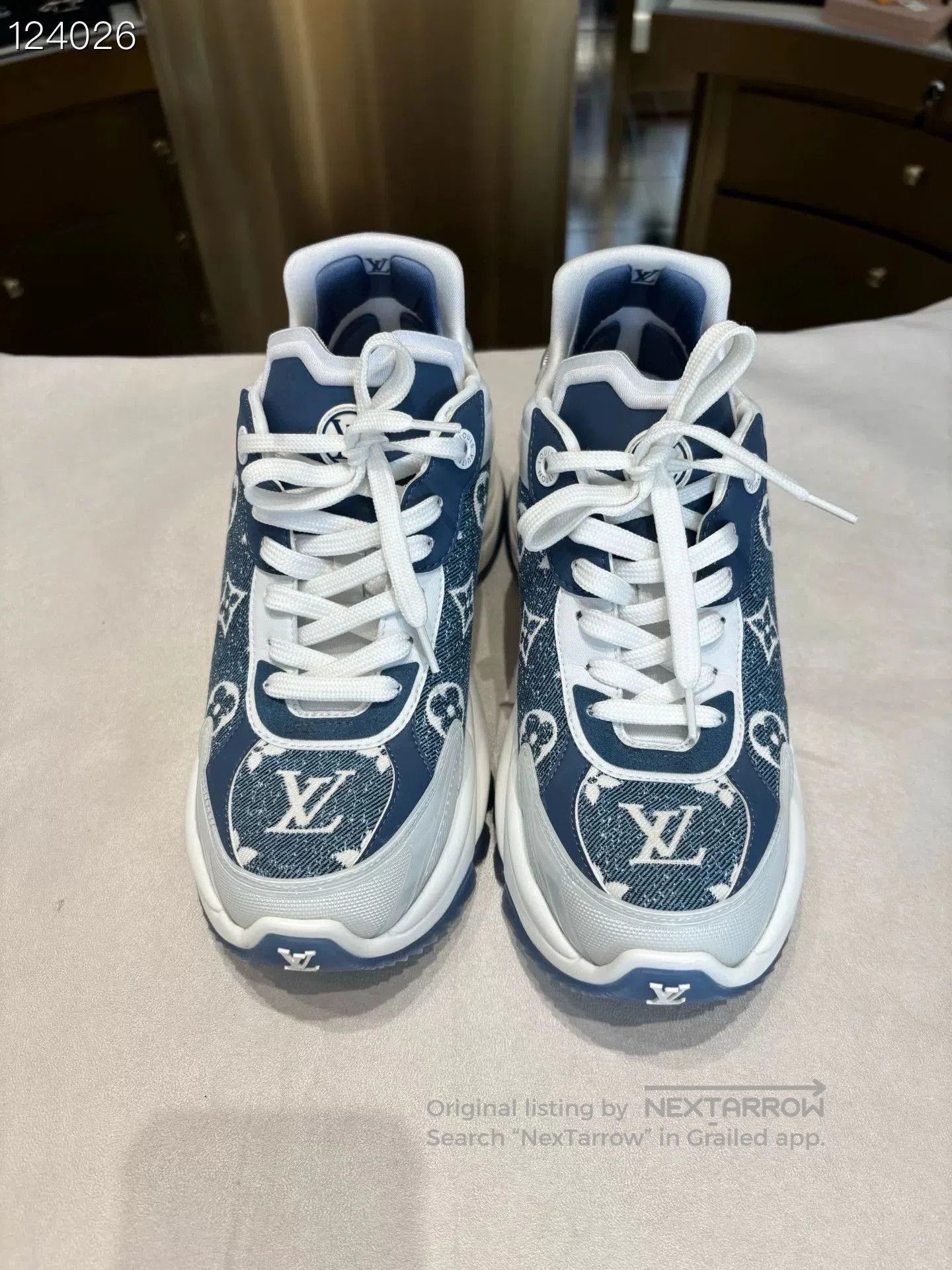 Louis Vuitton Louis Vuitton Blue Star Print Dad Shoes. Size US 7 / IT 37 - 1 Thumbnail