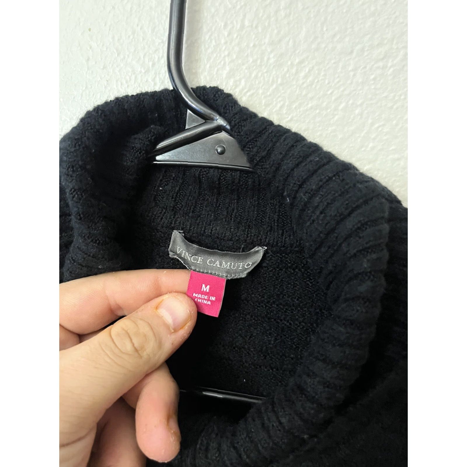 Vince Camuto Vince Camuto Womens Sweater Black Size Small Turtleneck Long Sleeve Casual Pullover Size S / US 4 / IT 40 - 2 Thumbnail