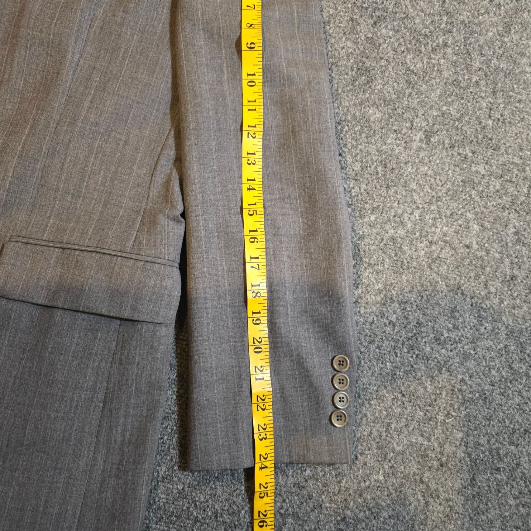 Brooks Brothers VINTAGE Brooks Brothers Jacket Mens 40R Gray Pinstripe Wool Stretch Two Button Career Blazer 3-in-1 Mens Size 40R - 7 Thumbnail