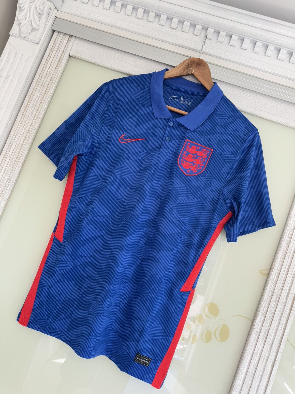 Nike England 2020-2021 Away Soccer Jersey Football Kit Shirt Size US M / EU 48-50 / 2 - 4 Thumbnail