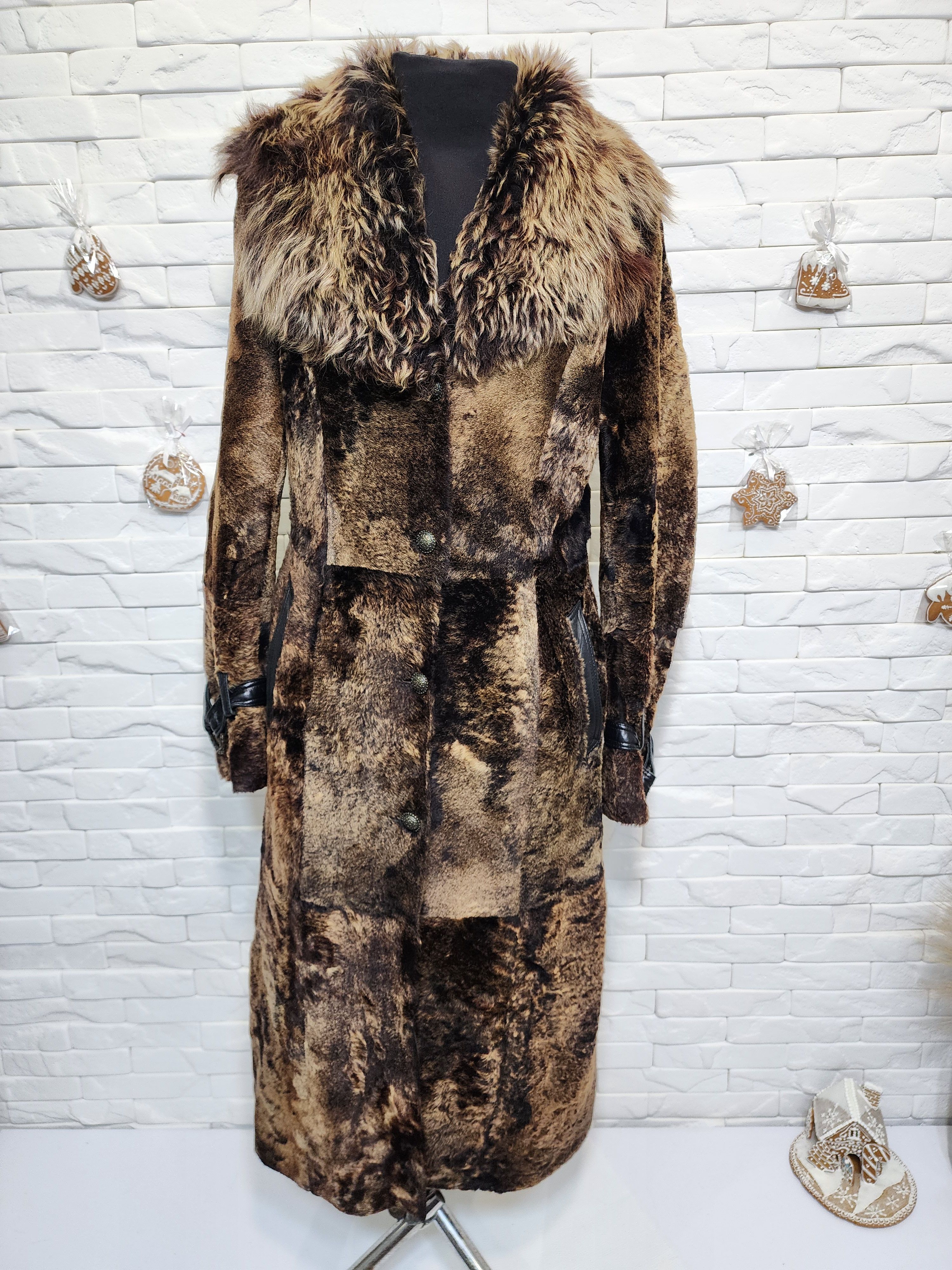 Furla Brown Fur Coat: Genuine Fur. Women's Sheepskin. Size M / US 6-8 / IT 42-44 - 1 Thumbnail