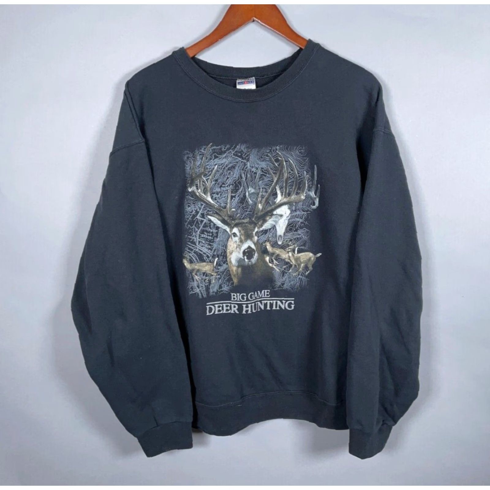 Jerzees JERZEES Sweatshirt Big Game Deer Hunting Graphic Print Adult XL Black Crewneck 50/50 Mens pullover fleece cotton-polyester Size US XL / EU 56 / 4 - 2 Thumbnail