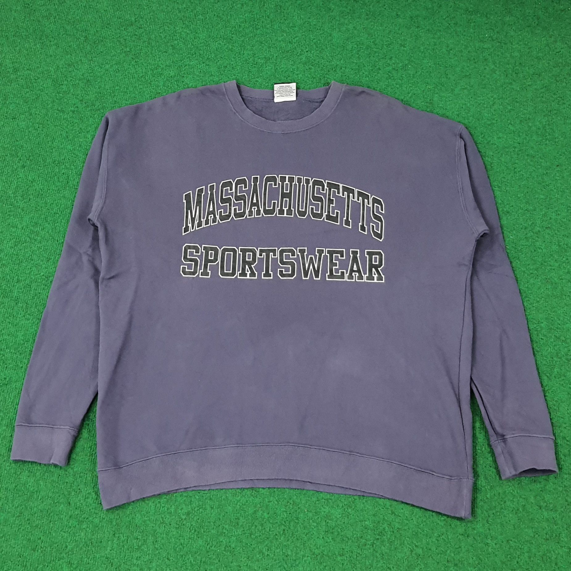 Vintage Vintage Massachusetts Sportswear Sweatshirts C229N14 Size US XL / EU 56 / 4 - 1 Thumbnail