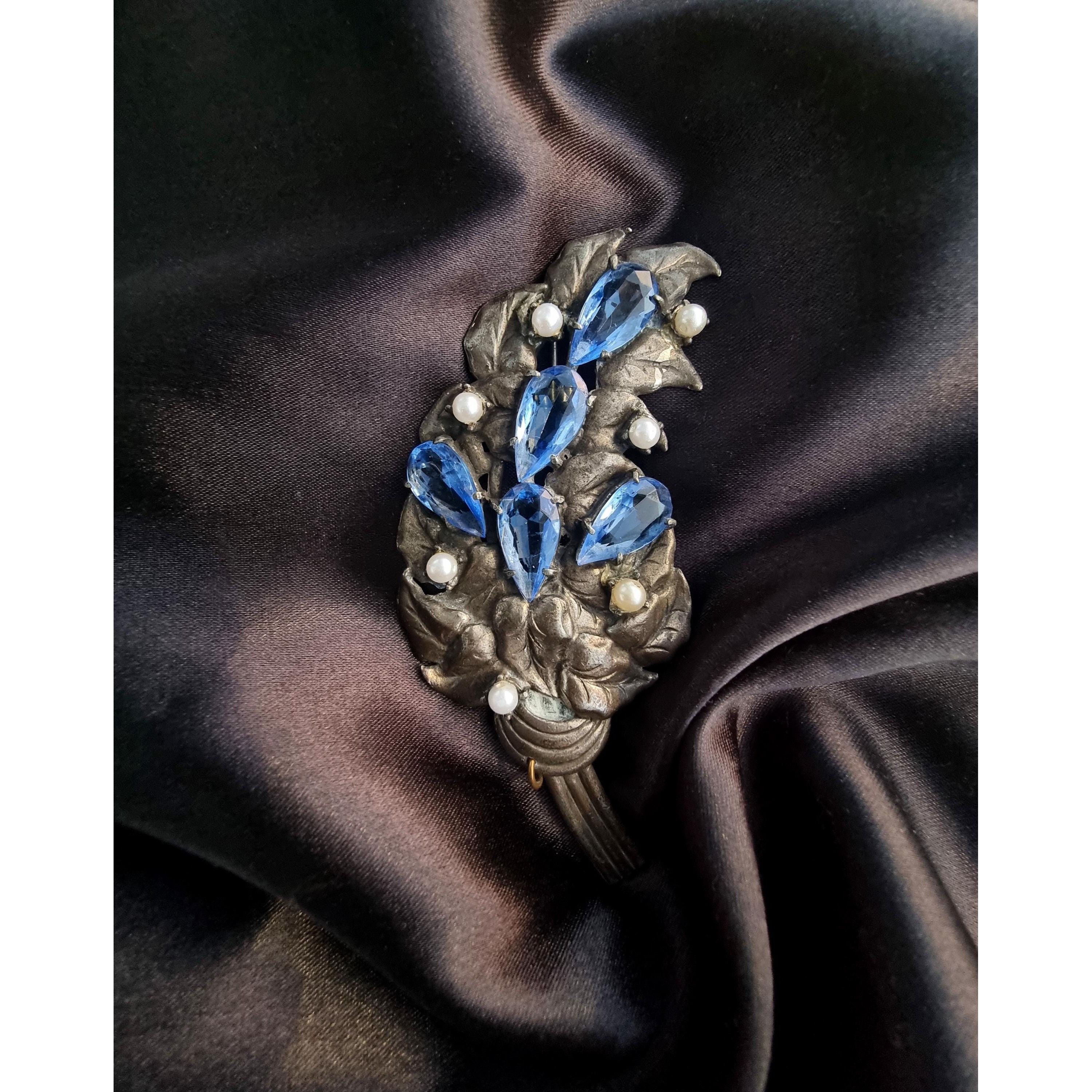 Other Rare Find Vintage 1930-1940s Blue Rhinestones Silver Metal T Size ONE SIZE - 3 Thumbnail