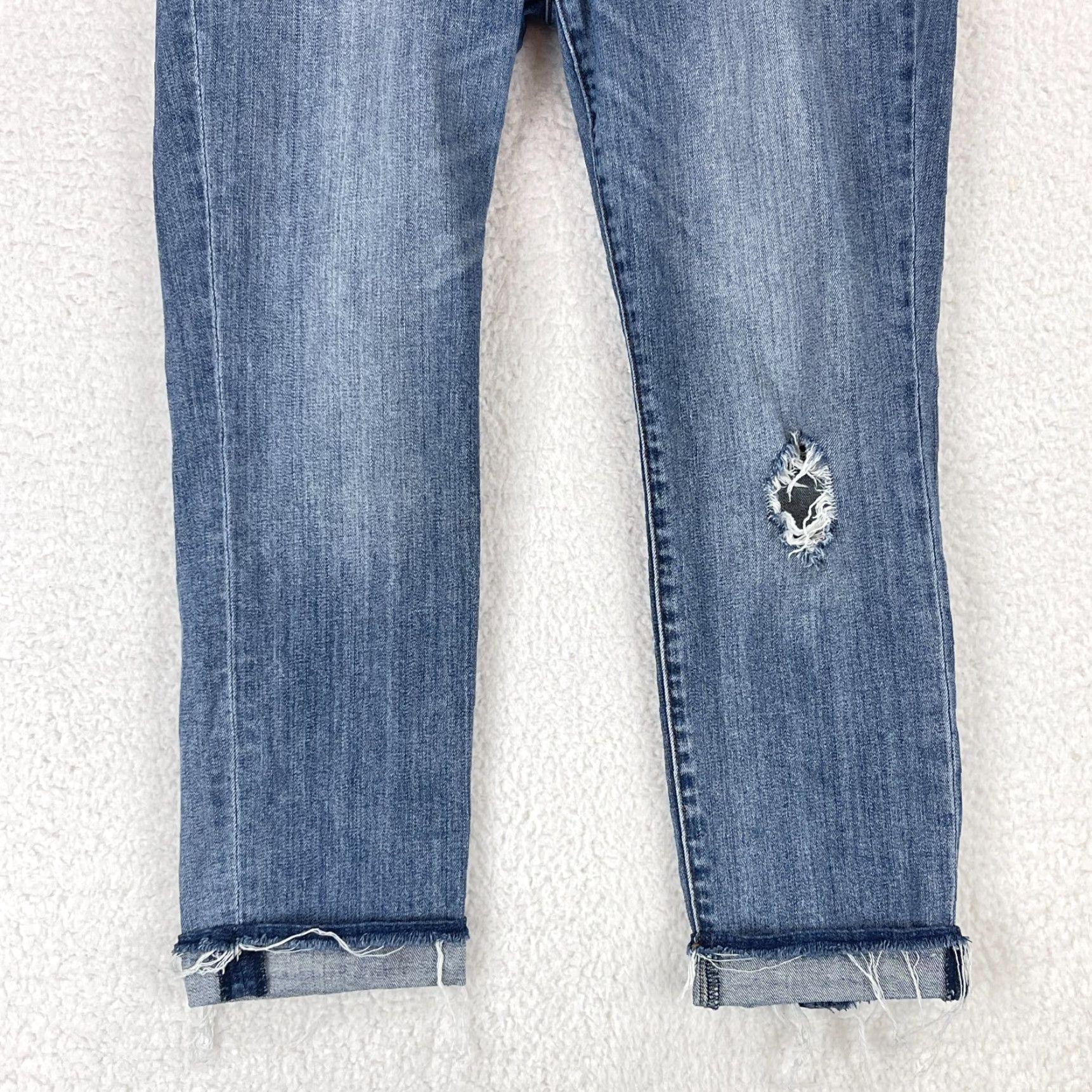 Vintage Kut from the Kloth Boyfriend Mid-Rise Jeans Womens Size 8P Blue Roll Cuff Crop Jeans Size 30" / US 8 / IT 44 - 3 Thumbnail