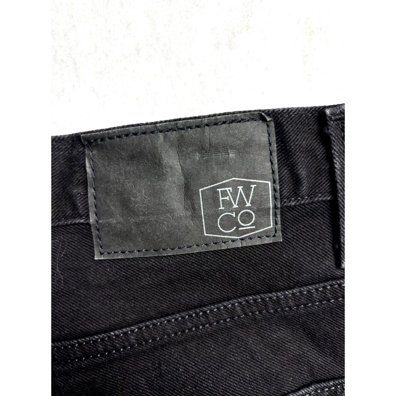 Vintage Free World Night Train Jeans Mens 28 Fit (29x27) Black Regular Straight Pockets Size US 28 / EU 44 - 5 Thumbnail