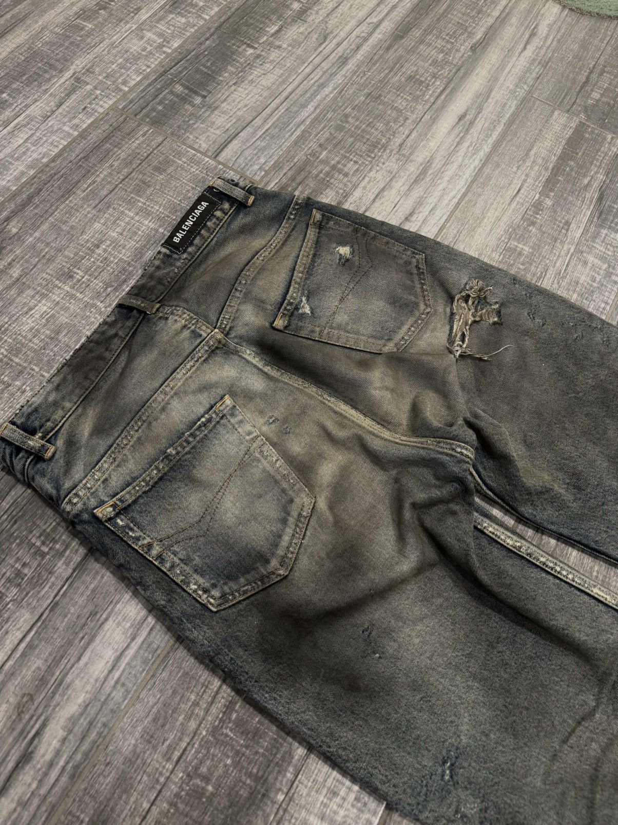 Balenciaga Balenciaga SS22 Oil Spill Mudwash Straight Fit Denims Size US 29 - 5 Thumbnail