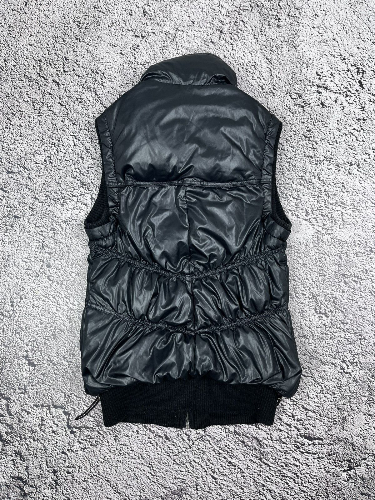 Japanese Brand Vintage Y2K Black Puffer Vest with High Neck Size XS / US 0-2 / IT 36-38 - 8 Thumbnail