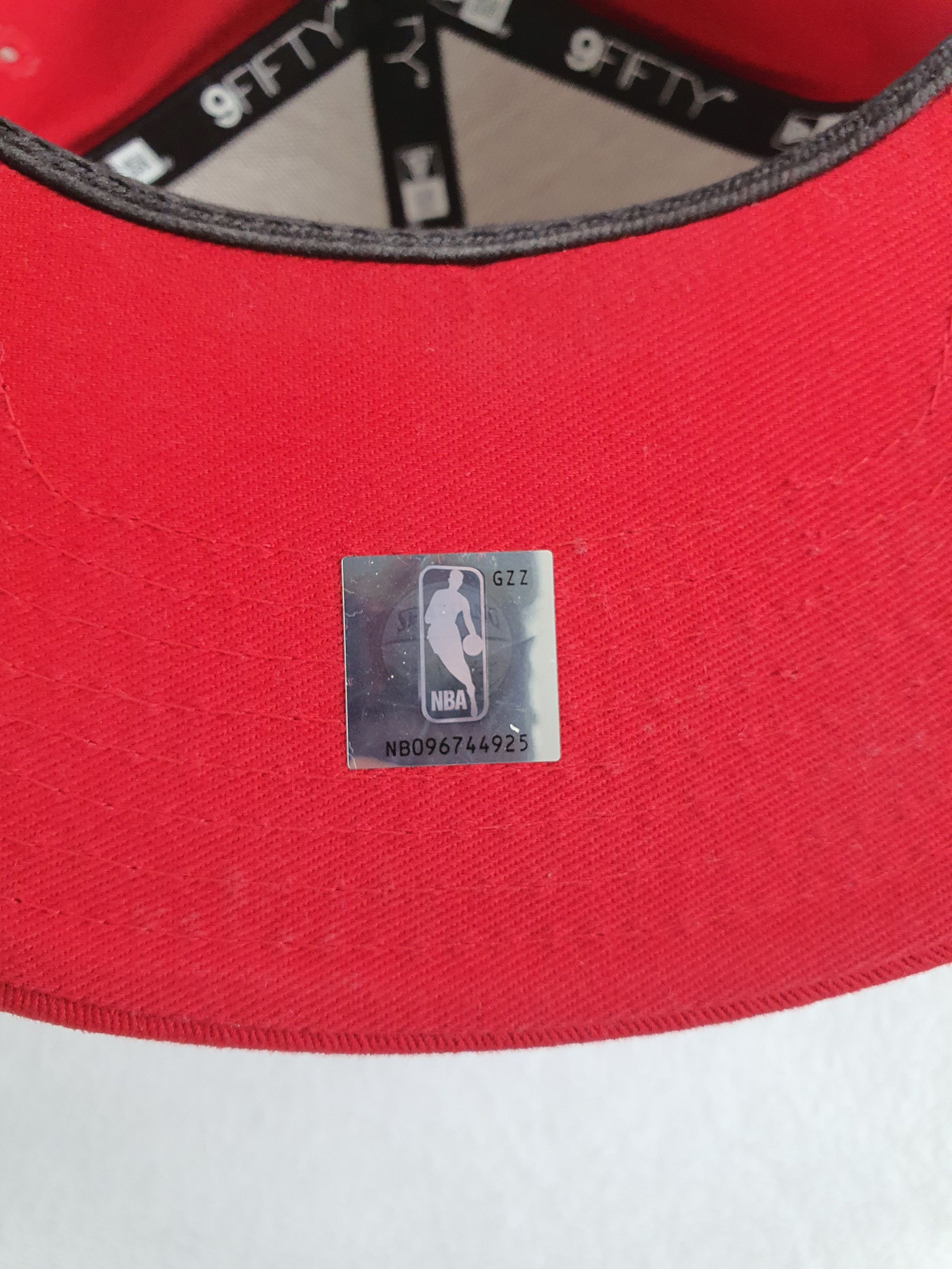 New Era 9FIFTY Snapback Cap - NBA Chicago Bulls - Sz S/M Size 28 - 8 Thumbnail