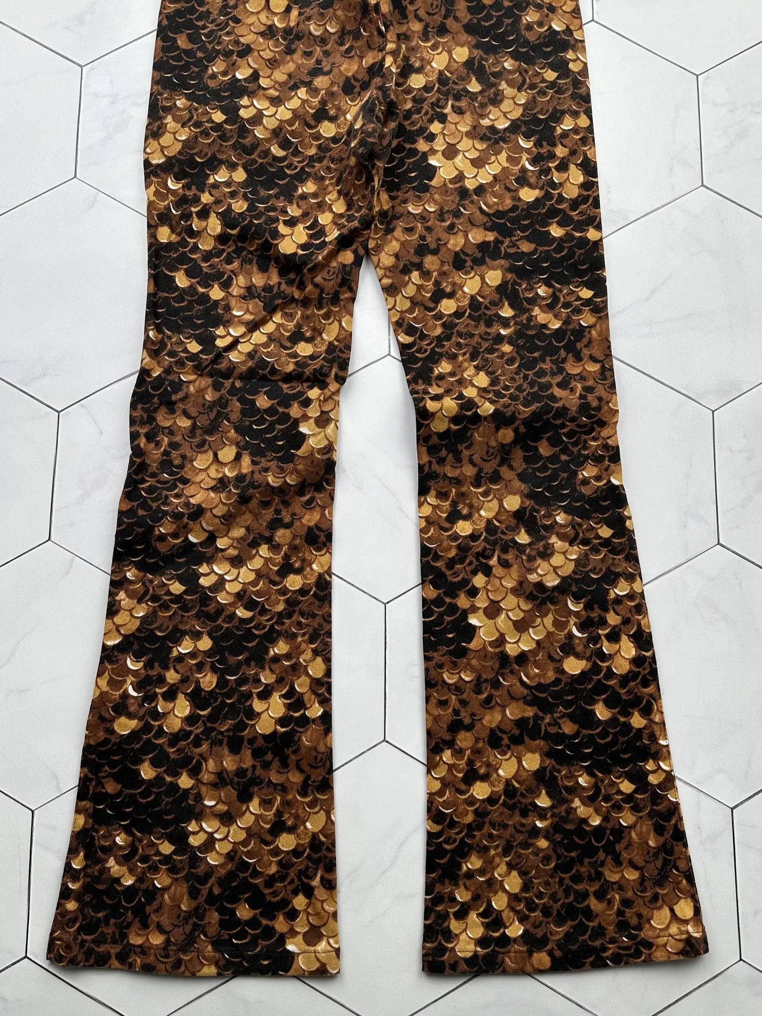 Japanese Brand Vintage Printed Flare Pants (B432)E2 Size 28" / US 6 / IT 42 - 6 Thumbnail