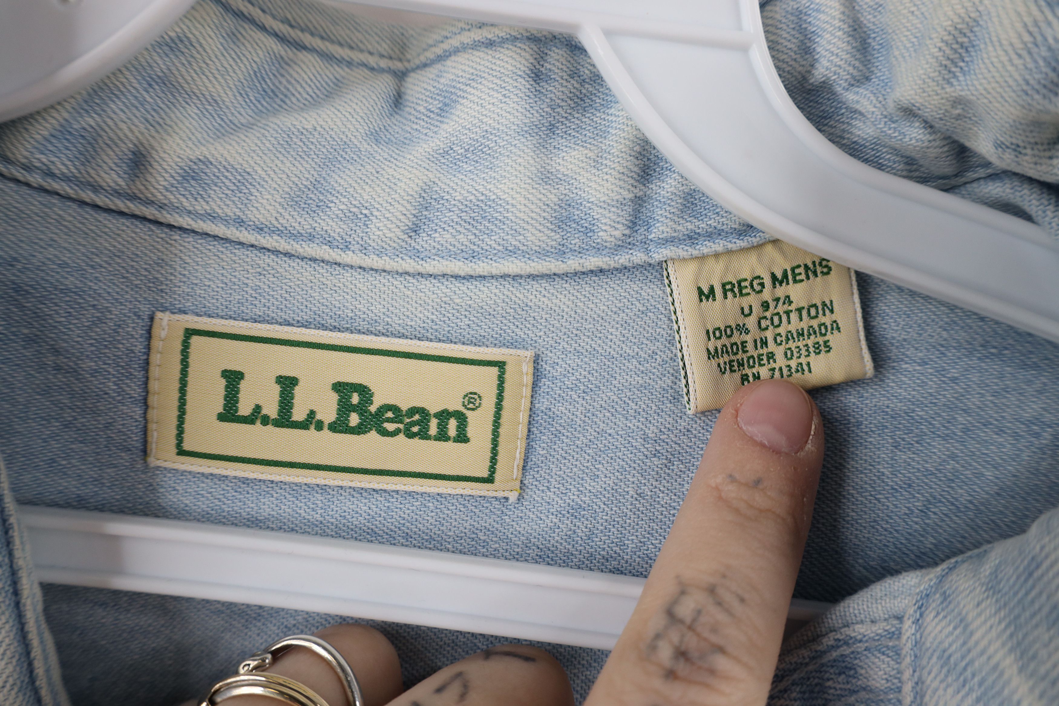 L.L. Bean × Vintage Vintage 90s LL Bean Denim Jean Button Shirt Blue Cotton Size US M / EU 48-50 / 2 - 11 Thumbnail