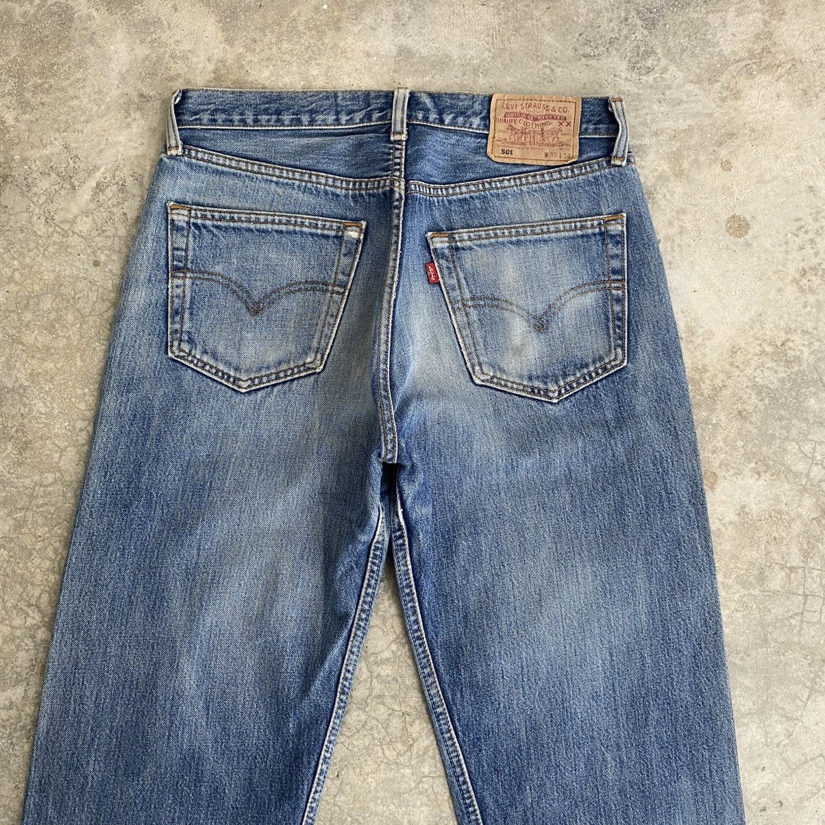 Levi's Size 32x35 Vintage Levis 501 Faded Stonewashed Blue Jeans Size US 32 / EU 48 - 9 Thumbnail