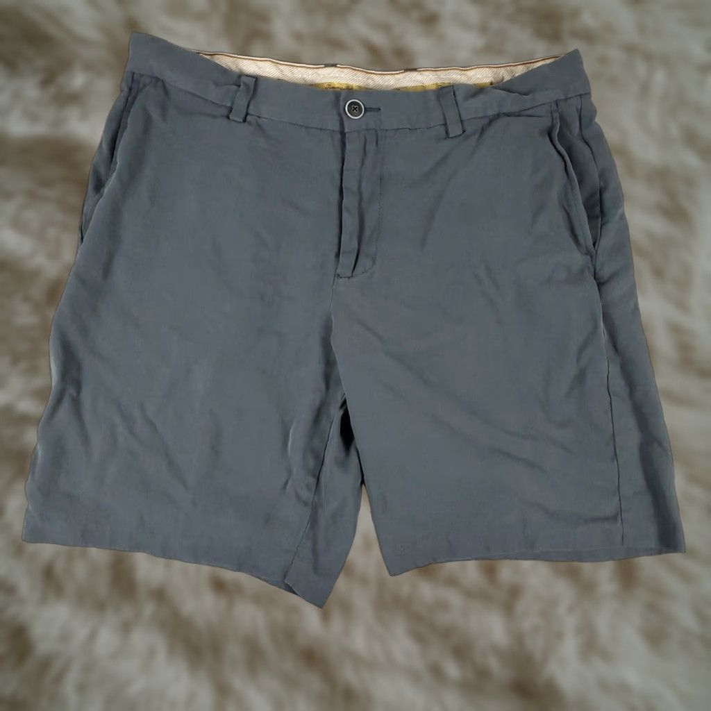 Tommy Bahama VINTAGE Tommy Bahama Men's Shorts Size 36 Gray Silk Pleated Chino Casual Dress Pants Size US 36 / EU 52 - 1 Thumbnail