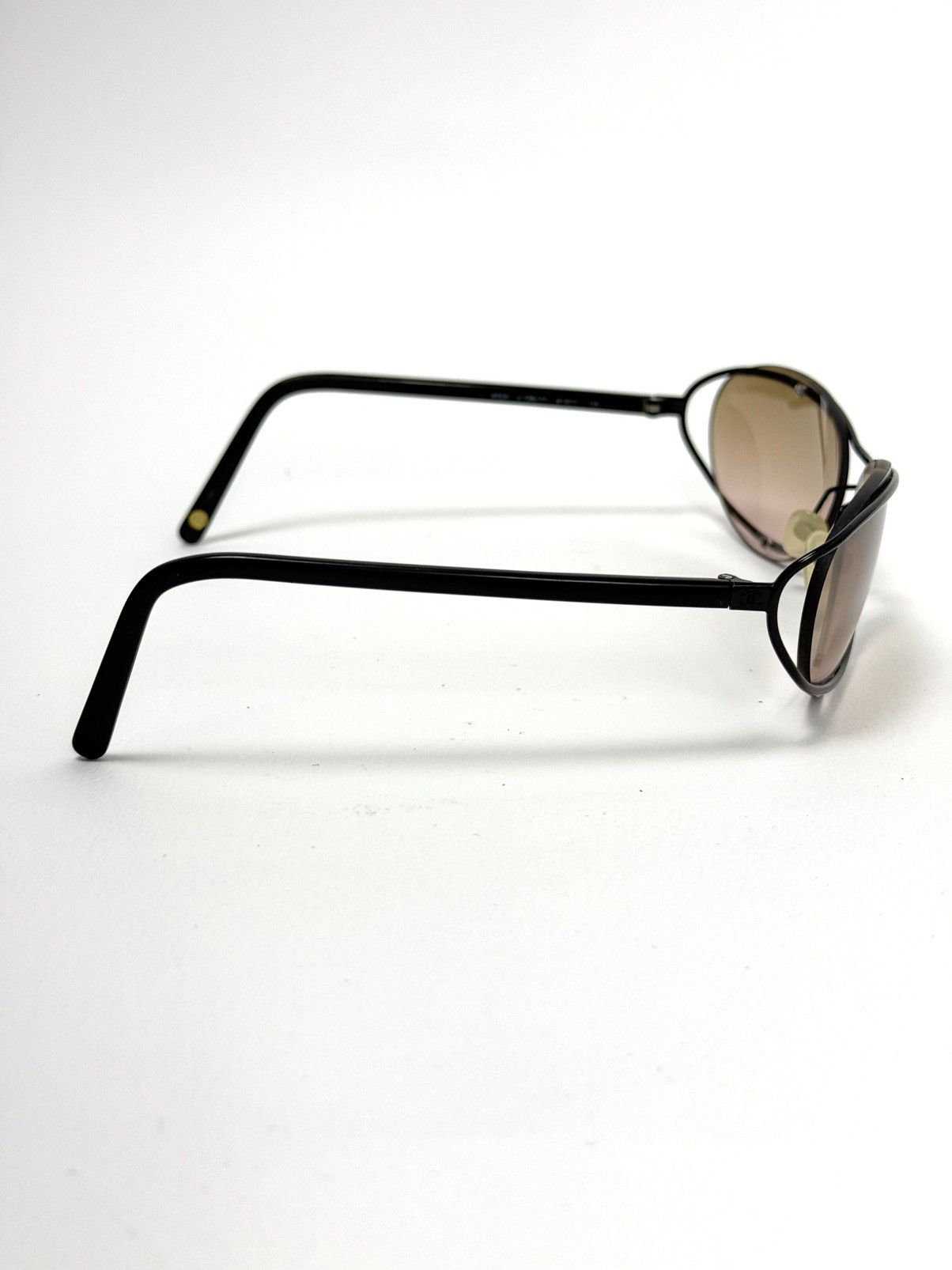 Chanel VINTAGE CHANEL SUNGLASSES Size ONE SIZE - 4 Thumbnail