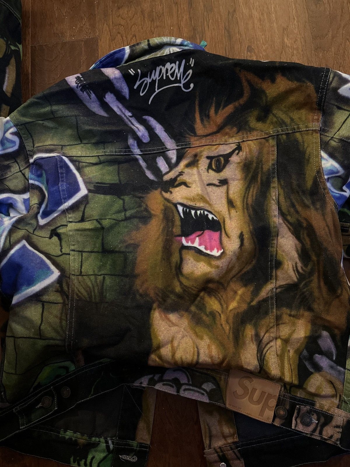 Supreme Lion