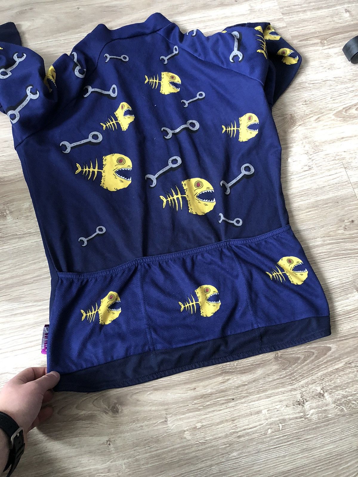 Vintage Vintage Cannondale Fish Print Cycle Jersey Made in USA Size US S / EU 44-46 / 1 - 6 Thumbnail