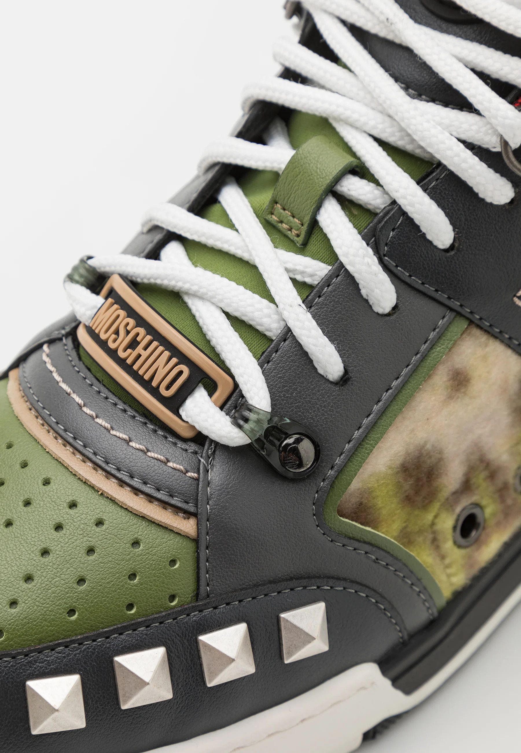 Moschino o1y0225 Hi-Top Sneakers in Multicolor Size US 10 / EU 43 - 2 Thumbnail