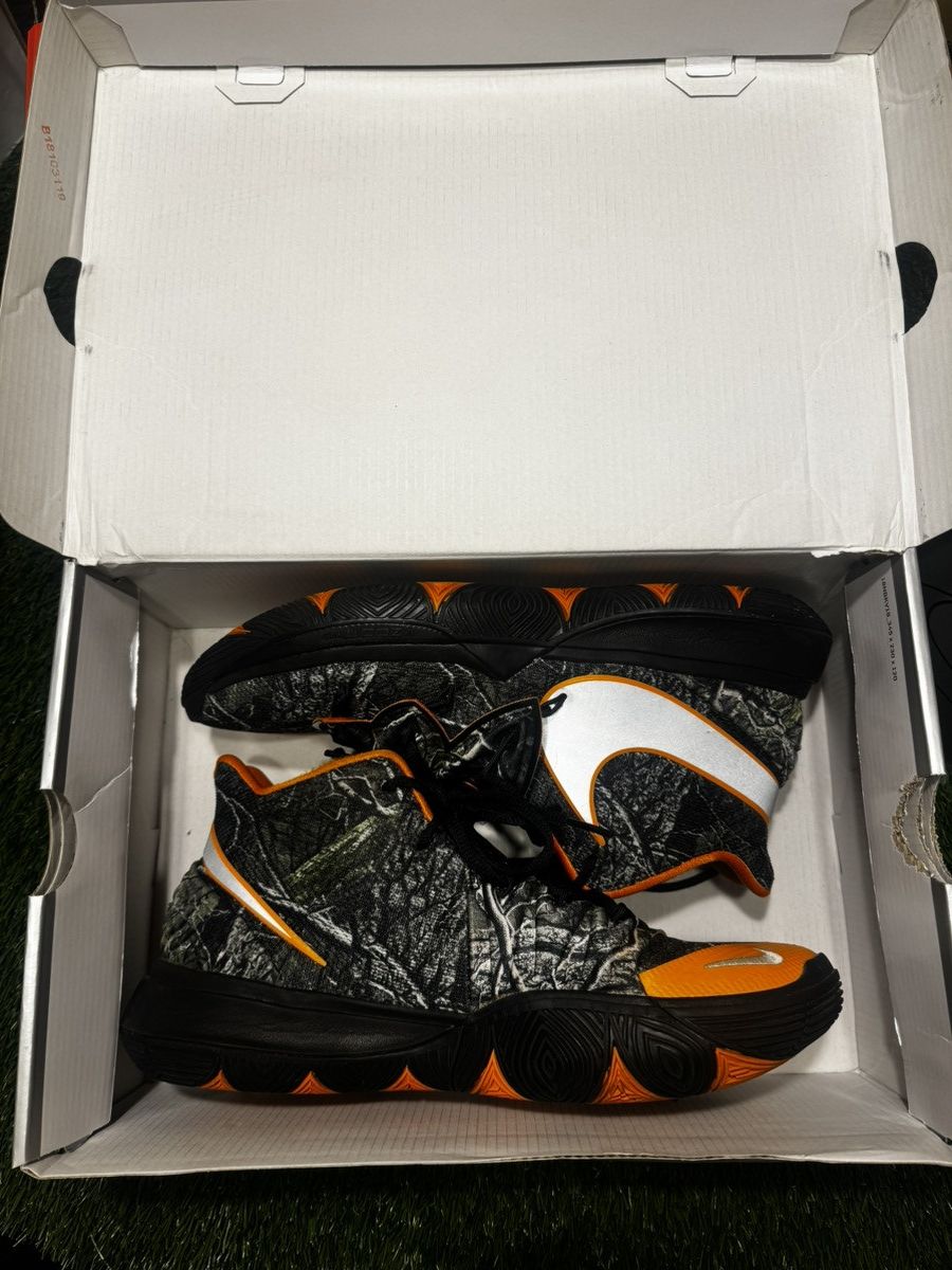 Nike × Vintage Kyrie 5 Tacos Size US 10 / EU 43 - 2 Thumbnail
