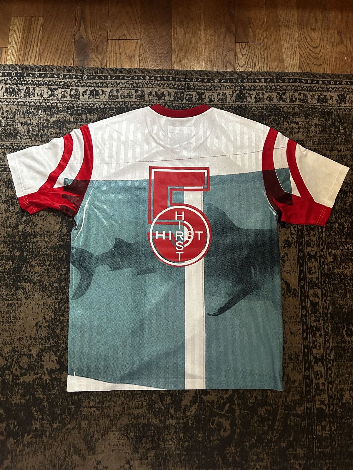 Damien Hirst × Supreme Supreme Damien Hirst Shark Jersey SS25 Size US S / EU 44-46 / 1 - 2 Thumbnail