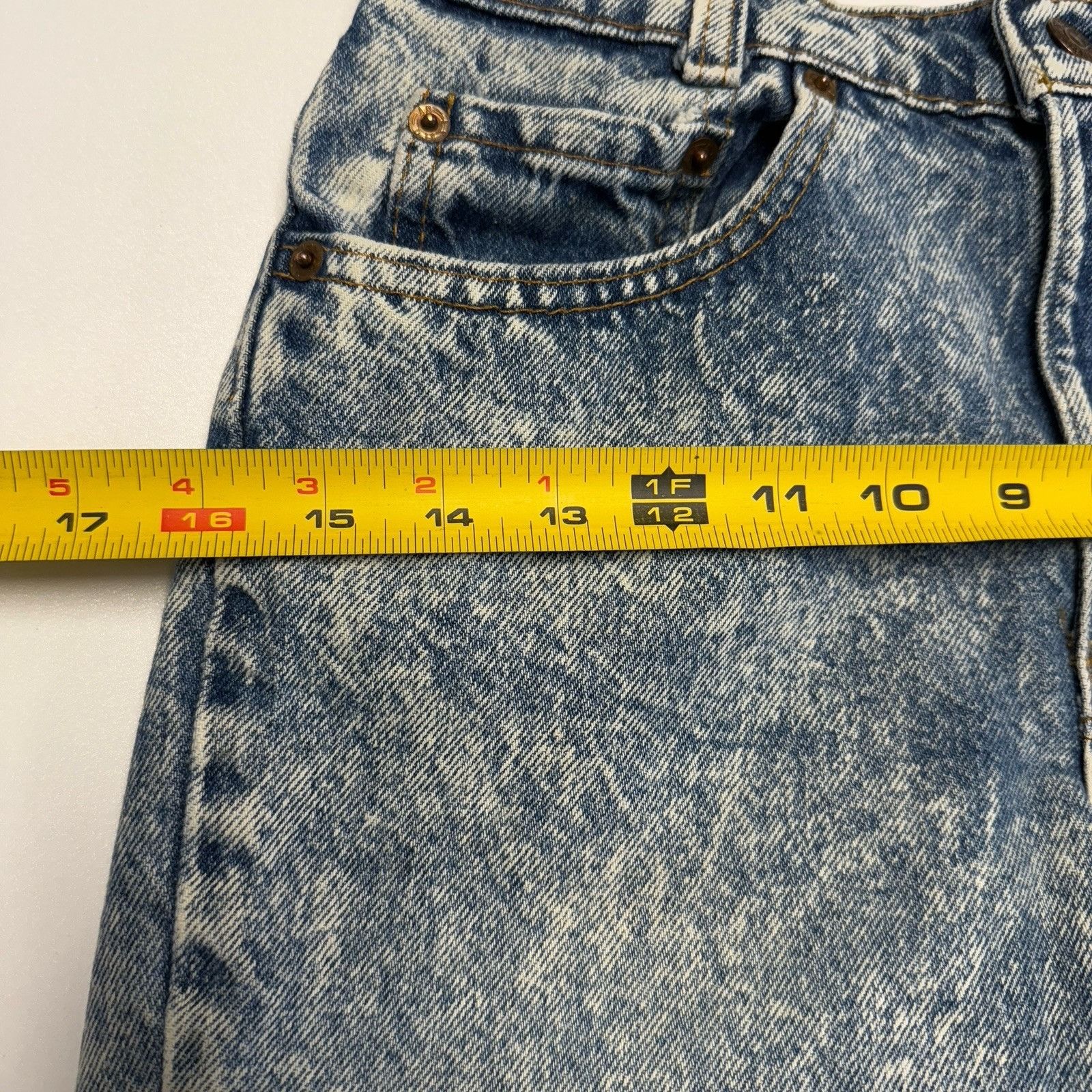 Levi's × Vintage Vintage Levis Denim Cut Off Acid Wash Shorts Womens 28x6 Size 25" / US 0 / IT 36 - 12 Thumbnail