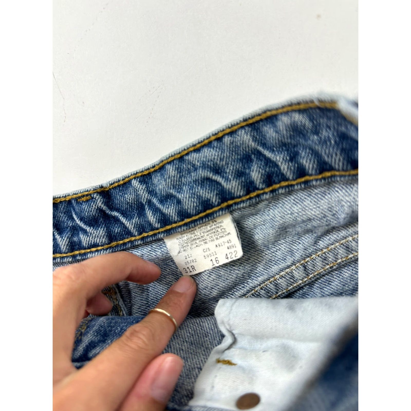 Levi's VINTAGE Levi’s 531 Shorts Women’s 31 Blue Denim Cut-Off Casual Womens American 90s Festivals Cowgirl Daisy 100% Cotton Size 24" / US 00 / IT 34 - 5 Thumbnail